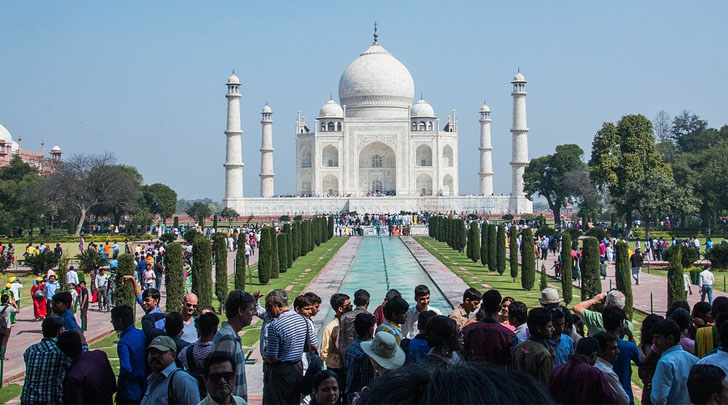 Taj Mahal Tourism